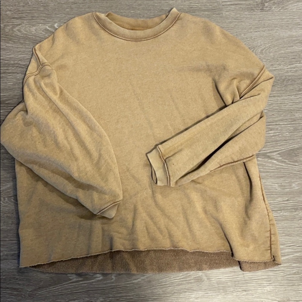 Oversized tan pullover